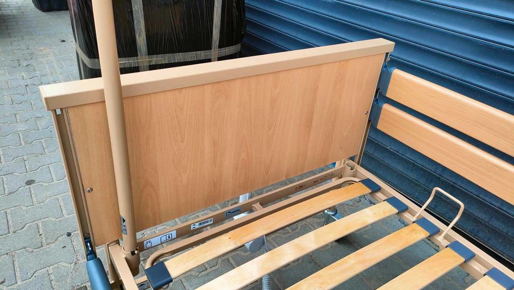 Łóżko rehabilitacyjne Burmeier Dali pilot bezprzewodowy