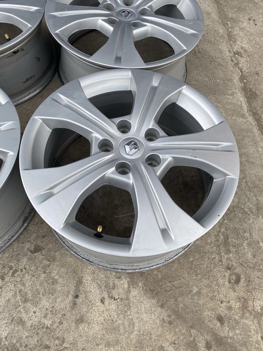 Діски 5 114.3R17 Renault