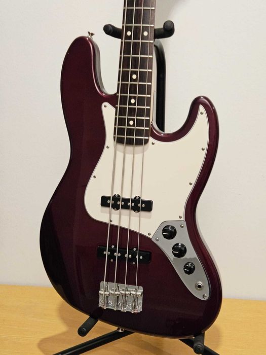 Fender Standard Jazz Bass RW Midnight Wine