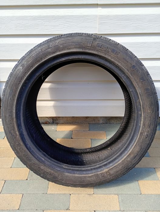 Шини 205/50 R17 (колеса)