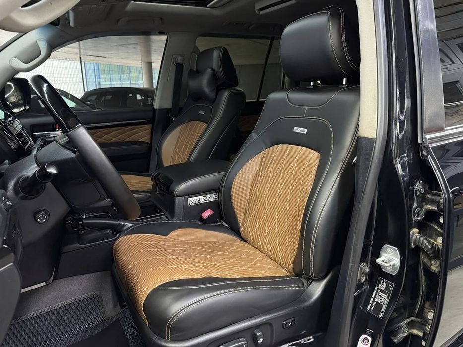 Land Cruiser 200