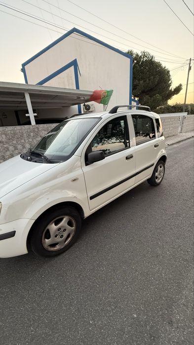 Fiat panda vendo ou troco por um de 5 lugares foto 3
