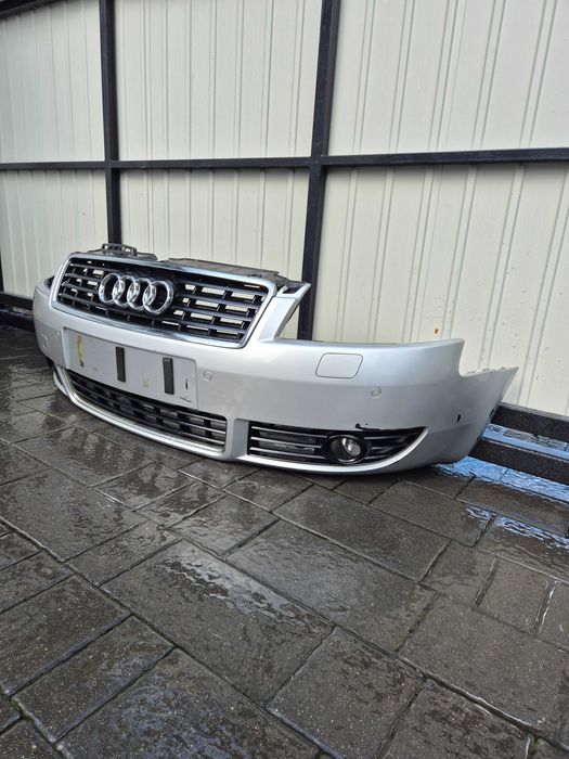 Zderzak przód przedni Audi A4 B6 Cabrio rok 05 kod lak LY7W spryski pdcx4