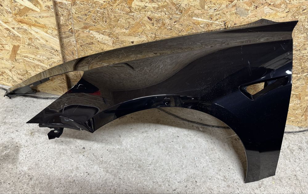 Tesla Model 3 крило ліве