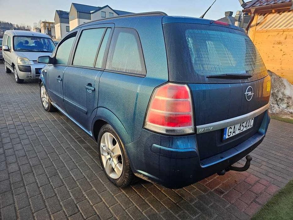 Opel Zafira 7osobowy/1.8benzyna gaz/PT do lipca/2007r/140KM/manual