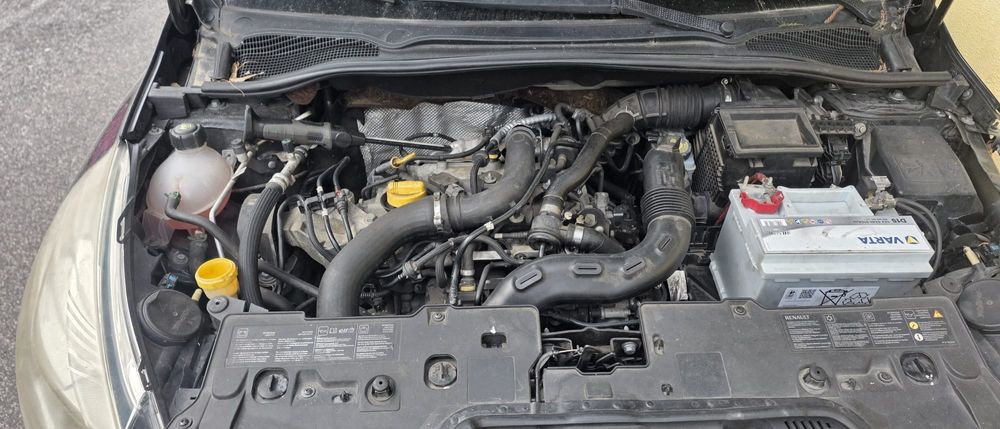 Renault Clio  4  /2014 sinistrado
