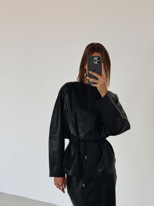 Новий костюм Українського бренда з еко шкіри