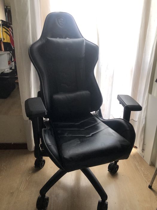 Cadeira Gaming MSI MAG CH120 Preta