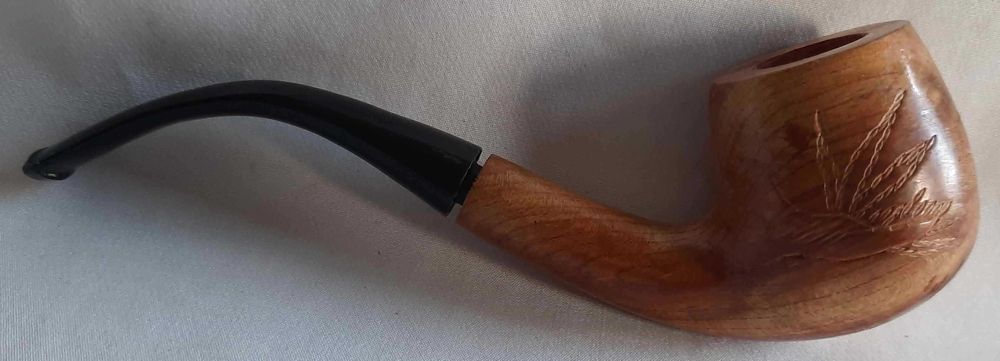 Fajka Kolekcjonerska Rzeźba Drewno Ptak