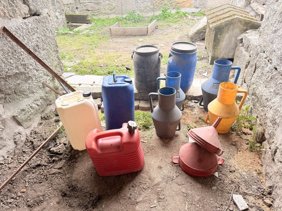 Bidões e cantaros