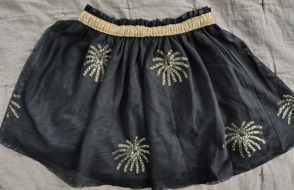 Spódniczka karnawałowa dla dziewczynki. Benetton. Rozmiar 110 R