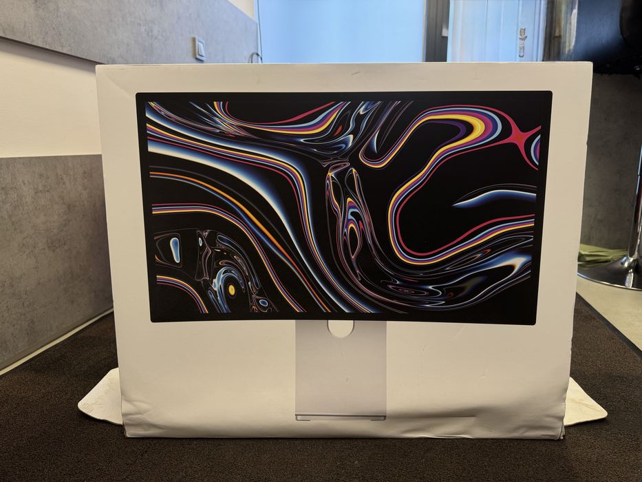 Apple Studio Display