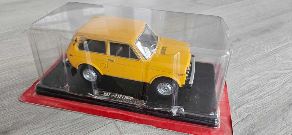 VAZ 2121 NIVA Lada Kultowe auta PRL Hachette 1:24