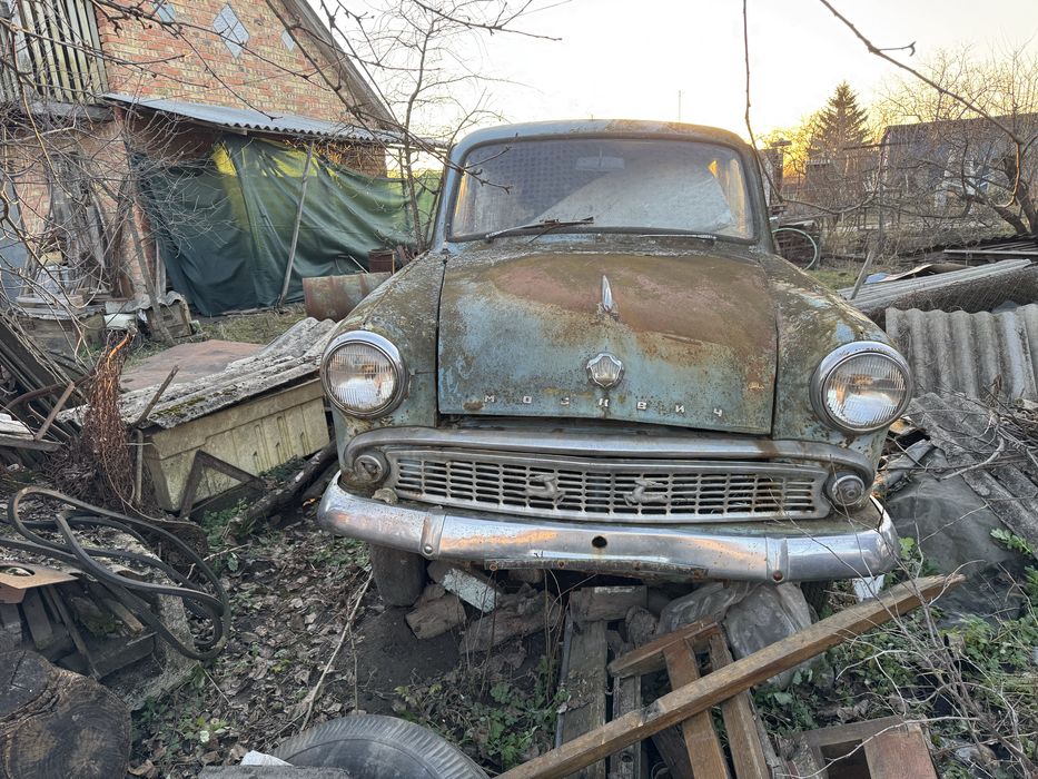 Раритет Москвич під реставрацію