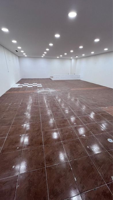 Loja com 104m2 para vender ( para arrendar 800€)