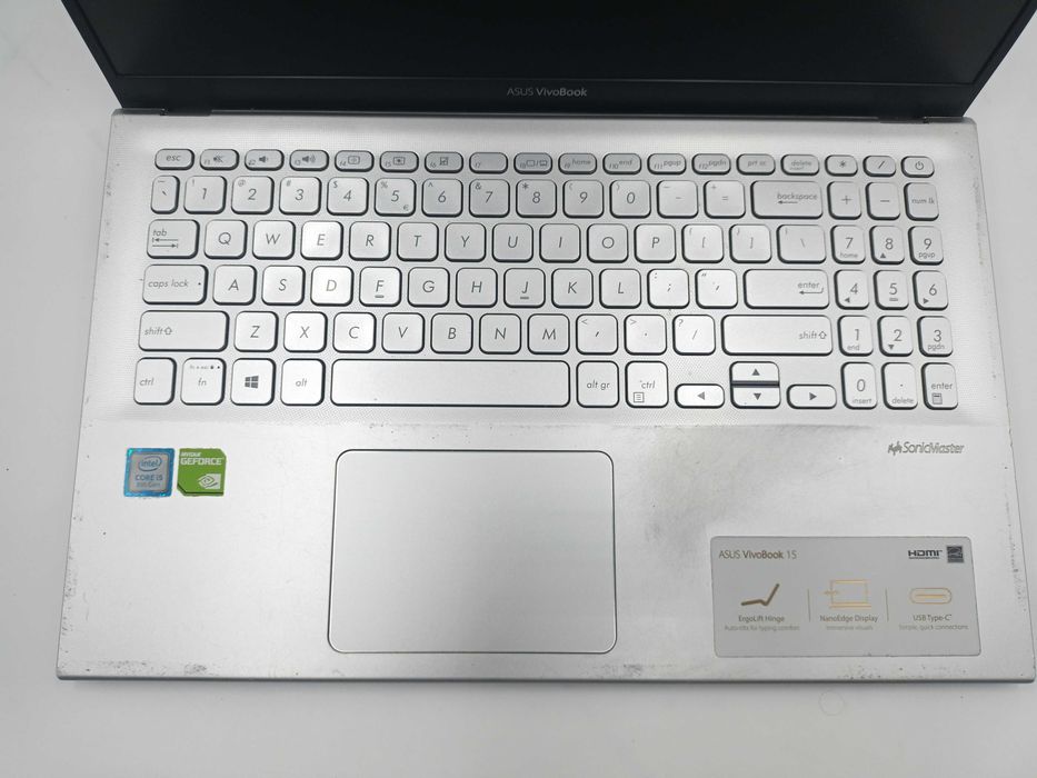 Ultrabook ASUS VivoBook R564U