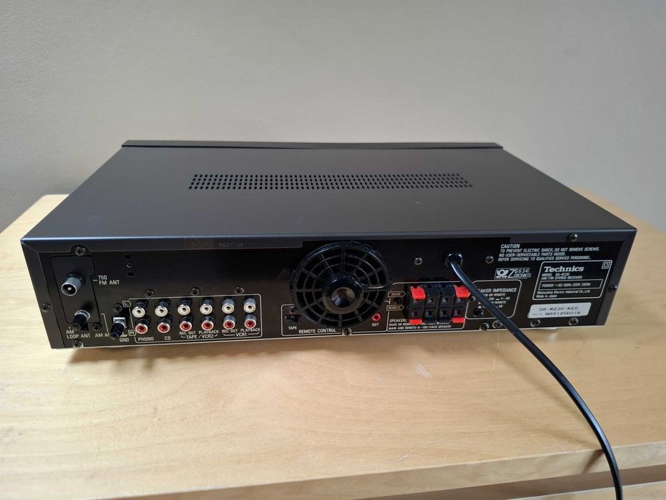 Technics SA-R230+SL-P212A