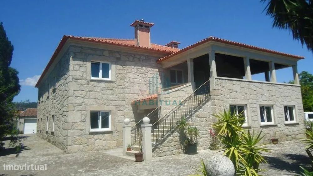 Quinta Com Capela Com 17 Hectares Em Viana Do Castelo ( Serreleis)