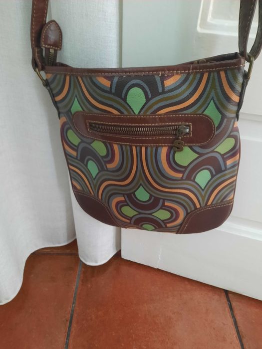 Carteira original da Desigual