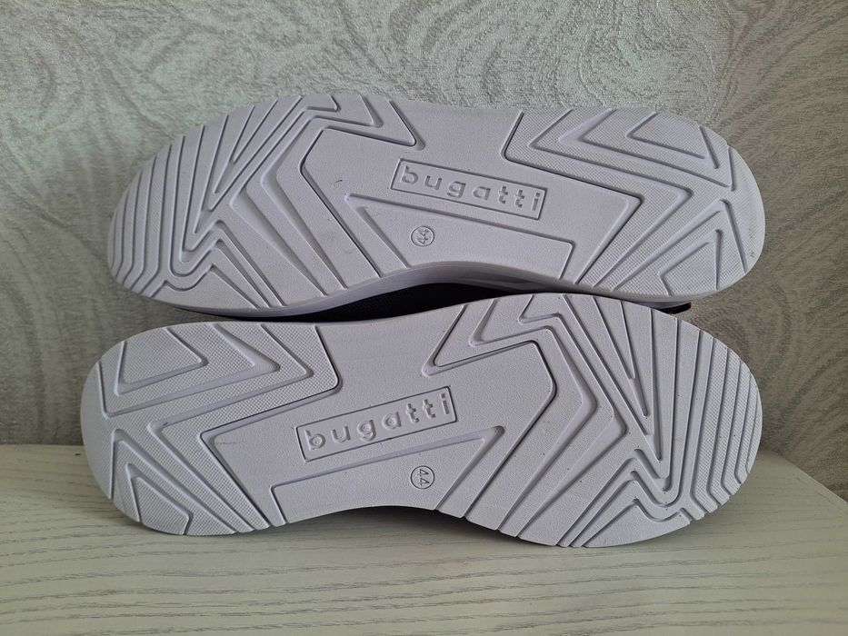 Кросівки BUGATTI Нові 40;41;42;43;44;45;46р.