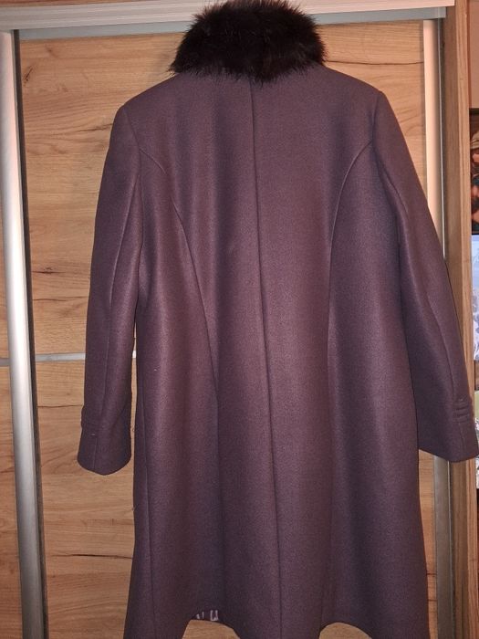 Płaszcz śliwkowy r. 46/48
