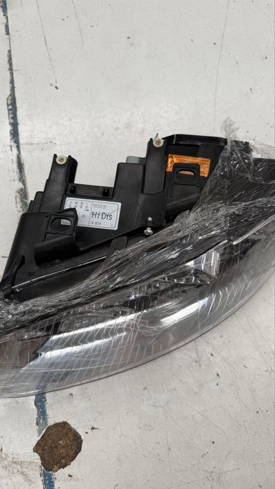 Farol Esquerdo Audi A4 01/01-10/04