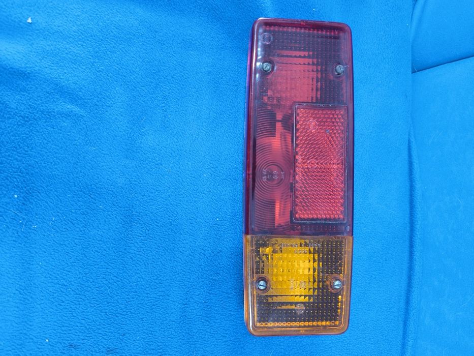 Lampa zespolona tył W - TH