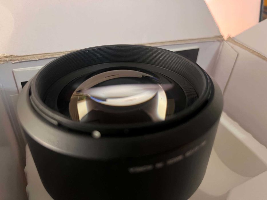 Samyang 85mm f/1.4 Sony E AS IF - stan jak nowy, oryginalne pudełko