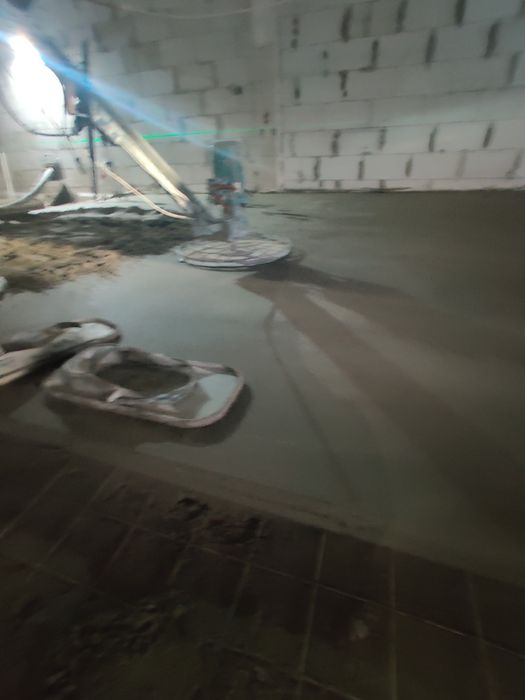 Стяжка пола машинная