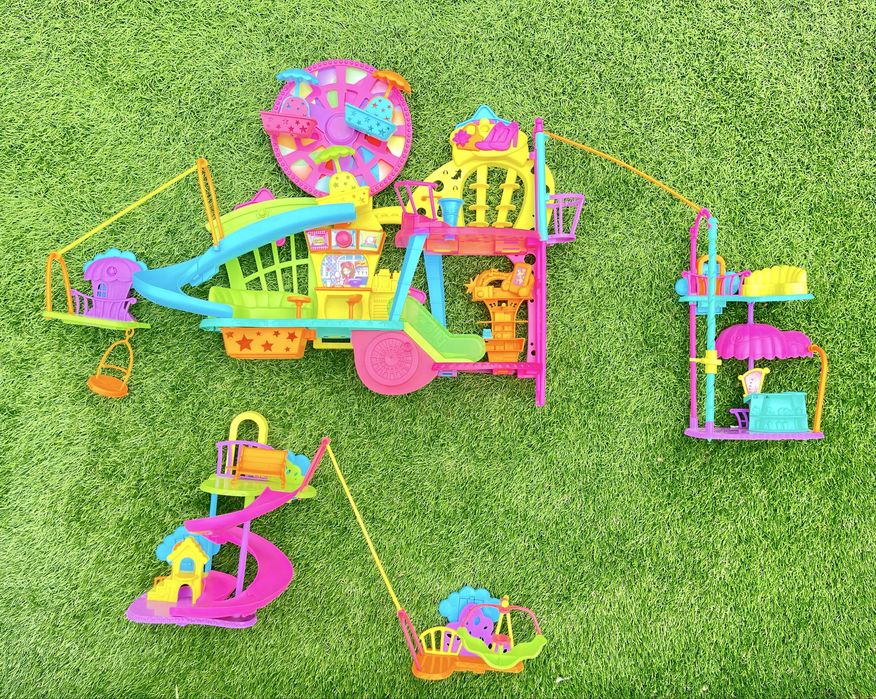 Polly Pocket Shopping and More