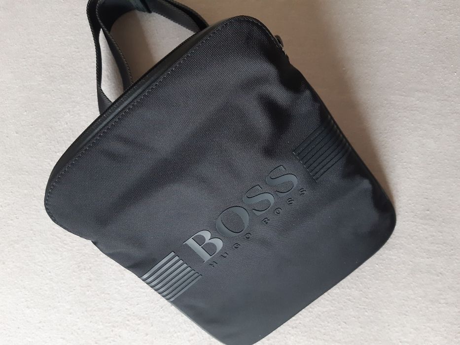 Saszetka męska na ramię Hugo Boss