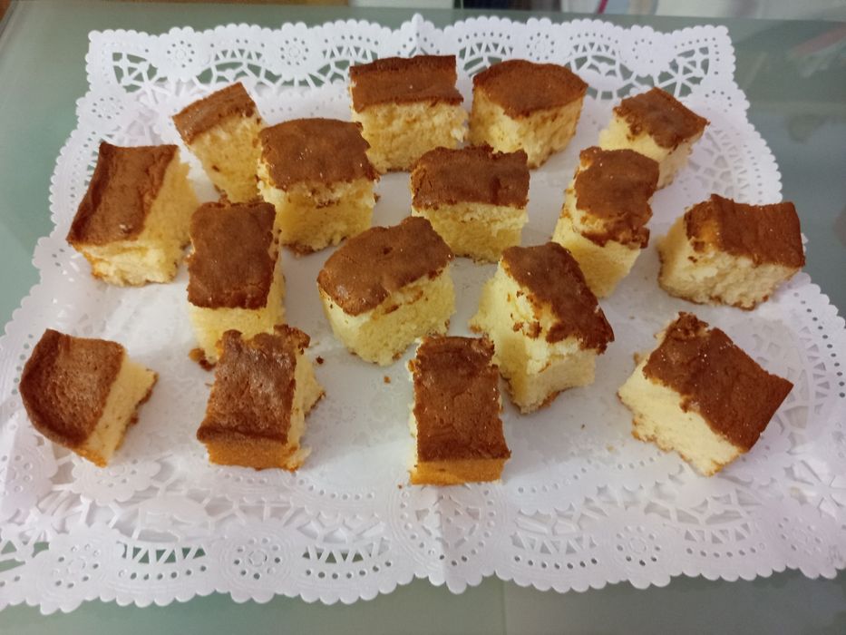 Bolo de iogurte caseiro com ou sem cobertura