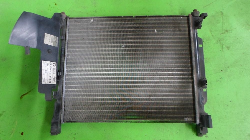 Радіатор  оригинальний води інтеркулер 1.5dCi Renault Kangoo  2