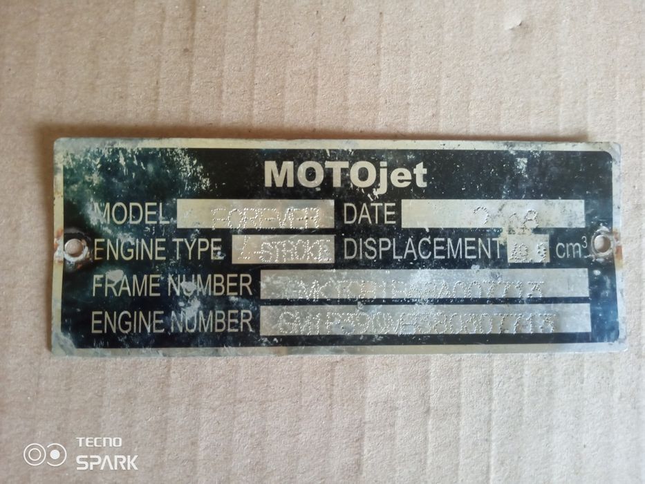 Скутер цилиндр с поршнем.