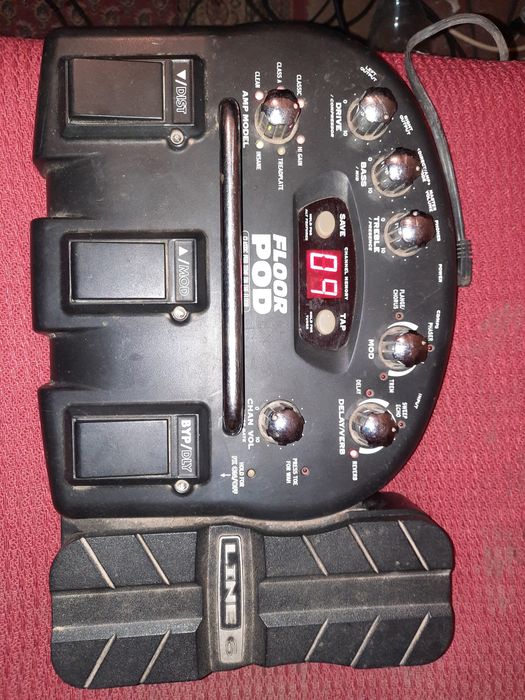 Процессор гітарний Line 6 Flor Pod