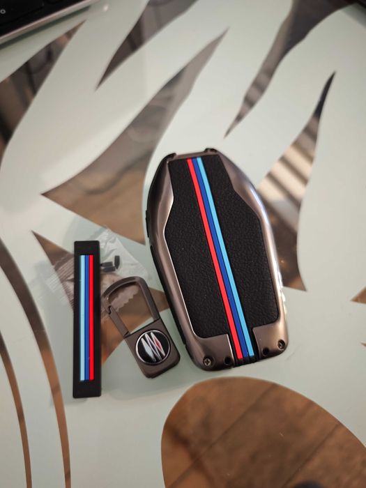 Metalowe etui na kluczyk display key BMW