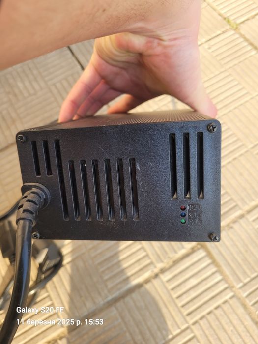 Зарядний пристрій для електро велосипеда 45v15A