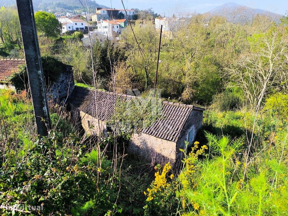 Ruína para recuperar em Gondarém - Vila Nova de Cerveira