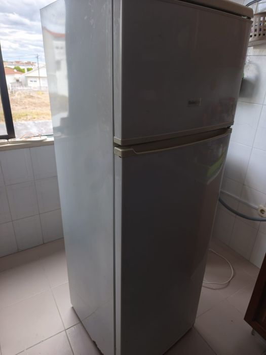 Operating Refrigerator475029807731189764