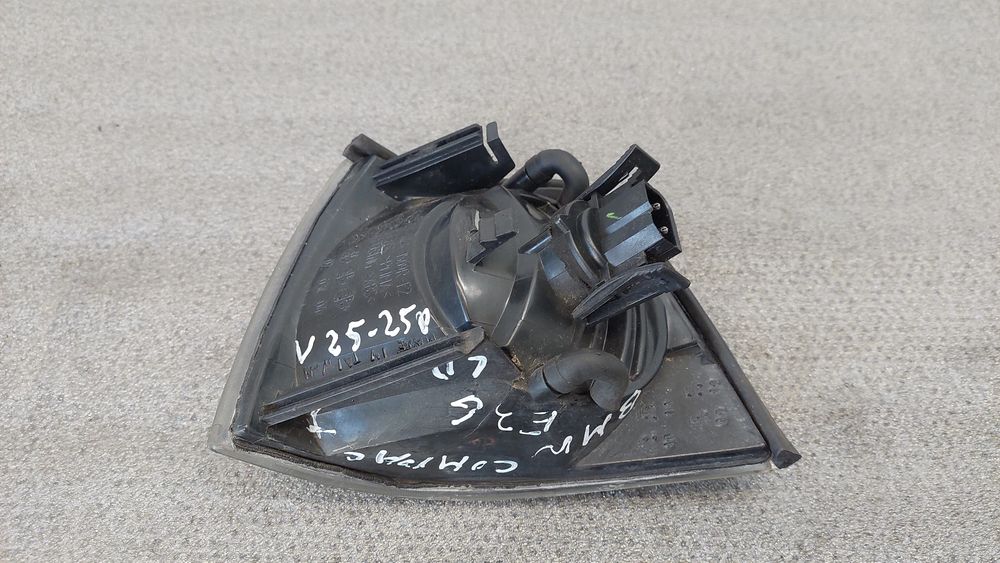 Pisca frente direito BMW 3 Compact (E36)