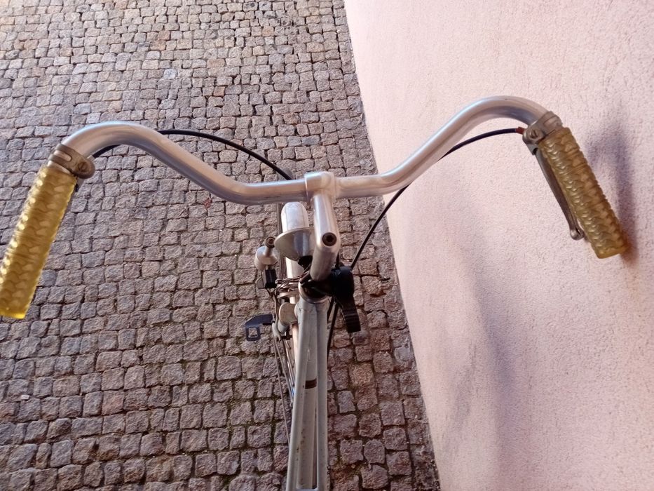 Vendo bicicleta - ler descrição