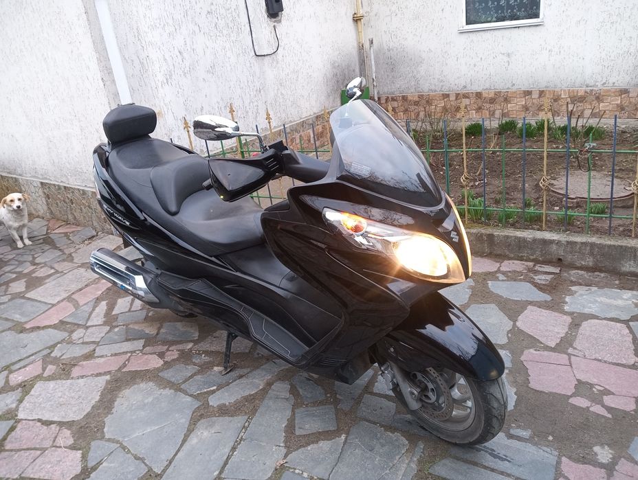 Suzuki skywave 250