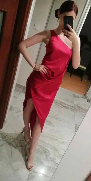 Ognista czerwień , asymetryczna ASOS 36