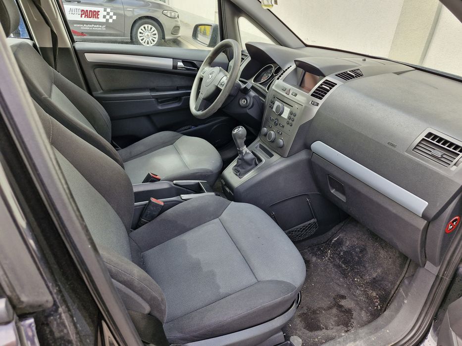Opel zafira 1.9d