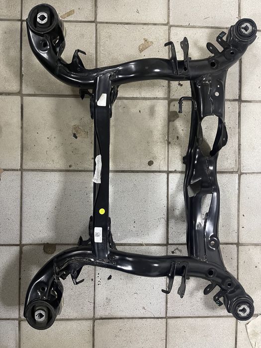 Audi Q5 80A 17р+ задній підрамник