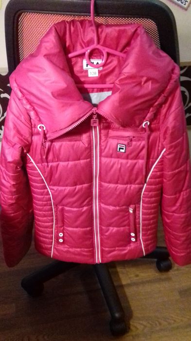 Куртка FILA для девочки  р.128 демисезон