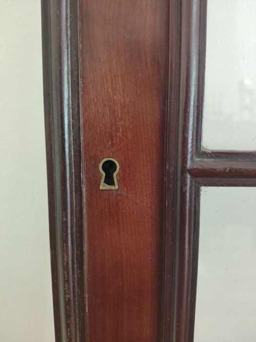Porta em mogno 57x137 (com vidros originais e fechadura nova)