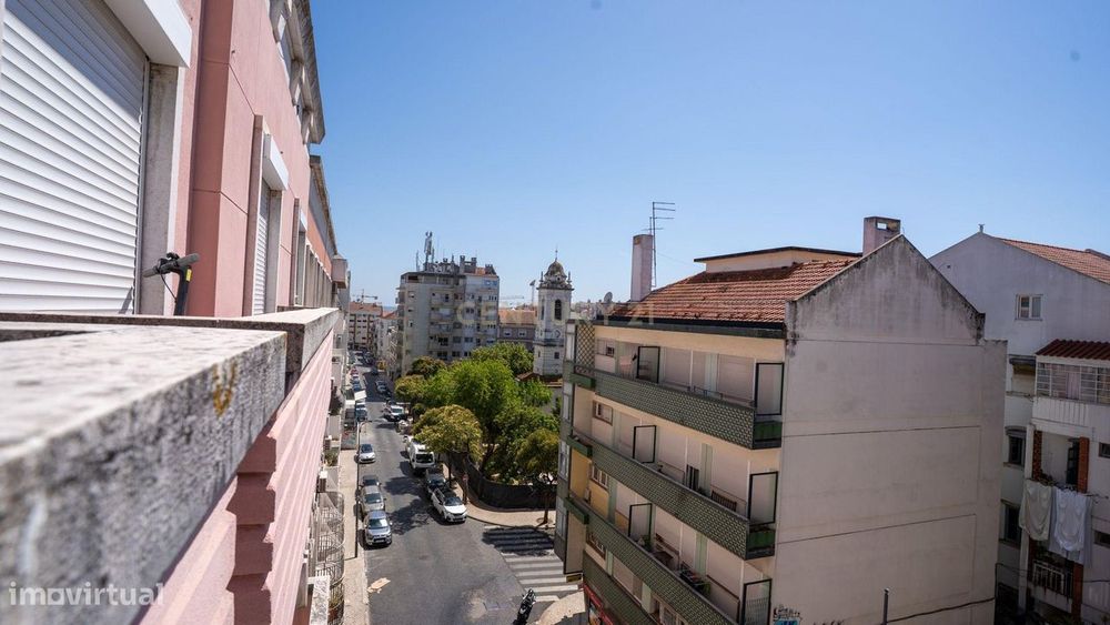 T3 Remodelado a Estrear | 98 m² | Varanda | Metro a 200 m | Arroios