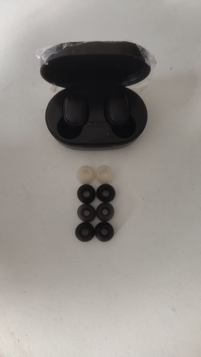 Fones sem fio + borrachas