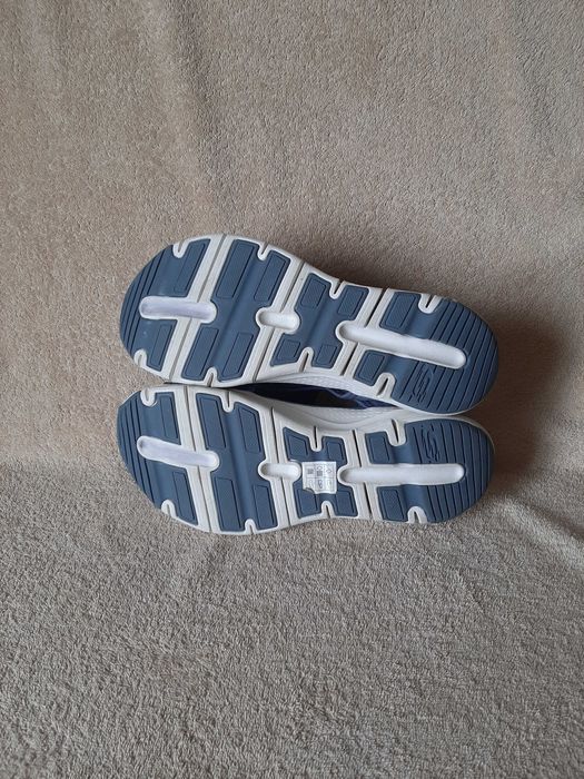 Skechers Босоніжки City Catch р.41устілка 28см